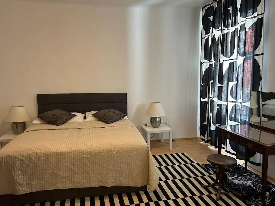 Apartment Saturn Vienna