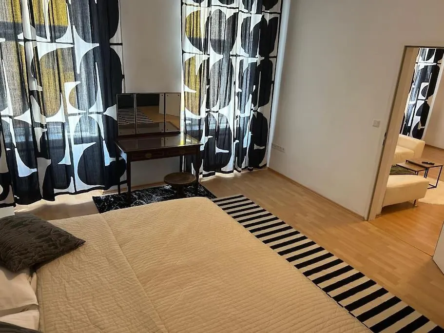 Apartment Saturn Vienna Austria